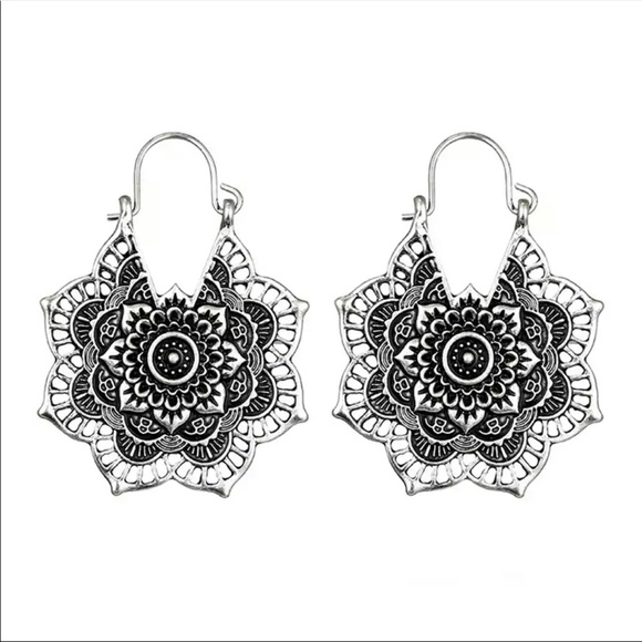 Jewelry - New Dangle Mandela Boho Round Statement Earrings